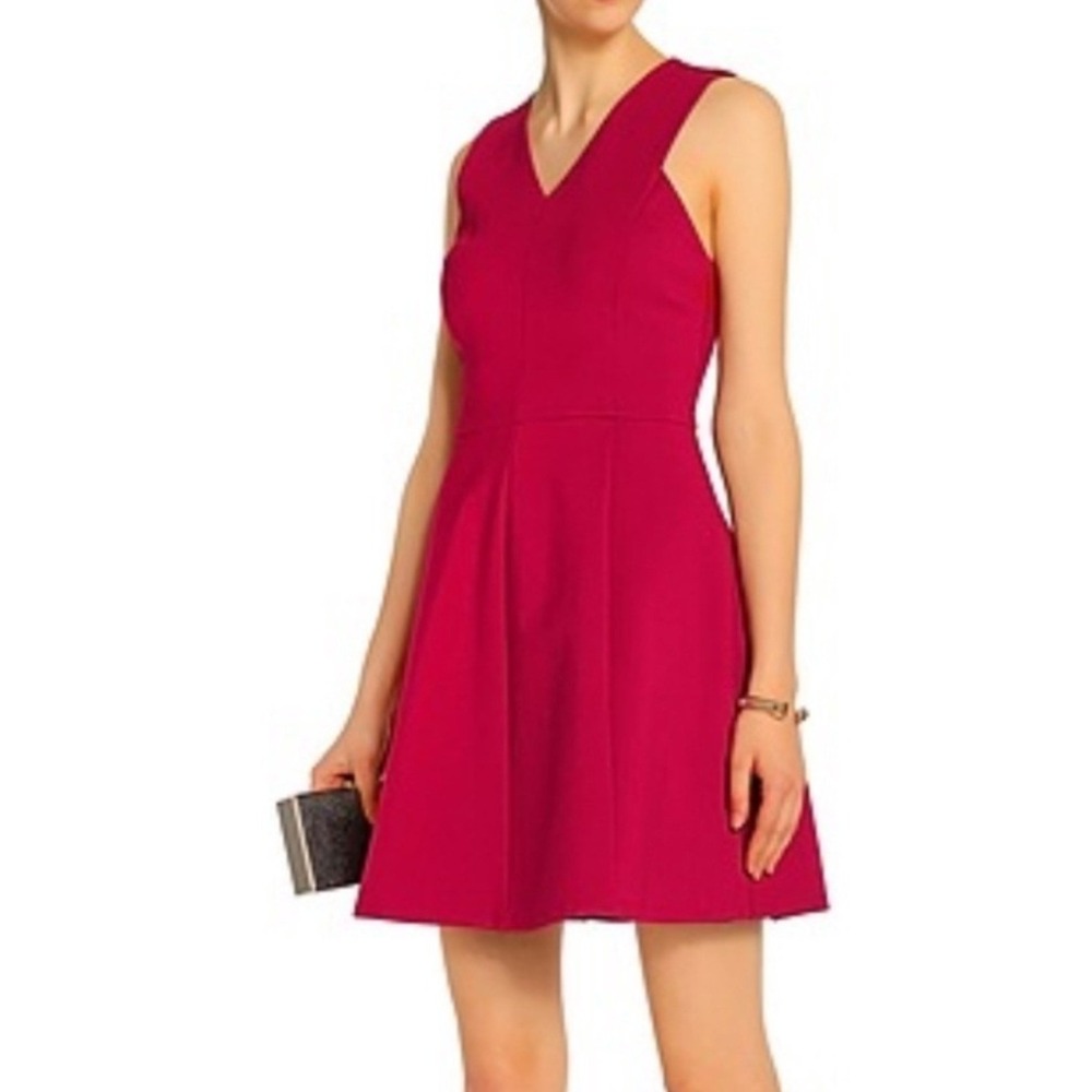 Halston Heritage Sleeveless V-Neck Cocktail Dress Keyhole Back Garnet Sz 4